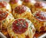 Cheesy pepperoni Pizza Bombs