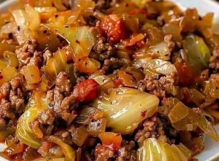 SEO Enhancements for Maximum Visibility Targeted Keywords: "Garlic Butter Steak Lightning Noodles," "quick steak recipe," "garlic butter noodles," "easy dinner ideas," "steak pasta," "one-pan meals." Subheadings with Keywords: Structured content with relevant subheadings to improve readability for both search engines and readers. Internal and External Links: You can link this recipe to other air fryer recipes, steak recipes, or related blog posts for more engagement. Recipe Schema Markup: If you’re using WordPress or another platform, implement a recipe schema to help your recipe appear in rich snippets and recipe carousels on Google. Engagement: A FAQs section encourages user interaction, which helps improve your SEO score by providing valuable content.