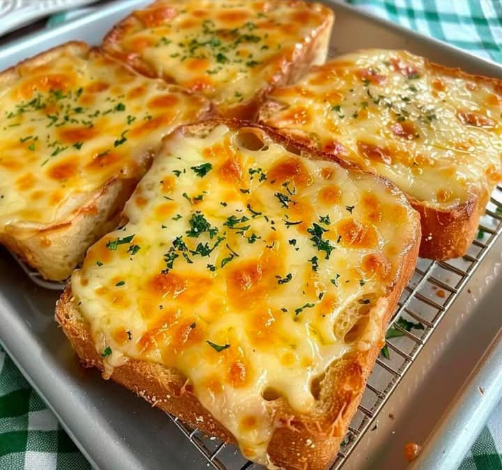 Cheesy TexasToast