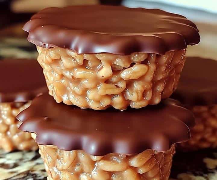 Chocolate Peanut Butter Rice Krispie Cups