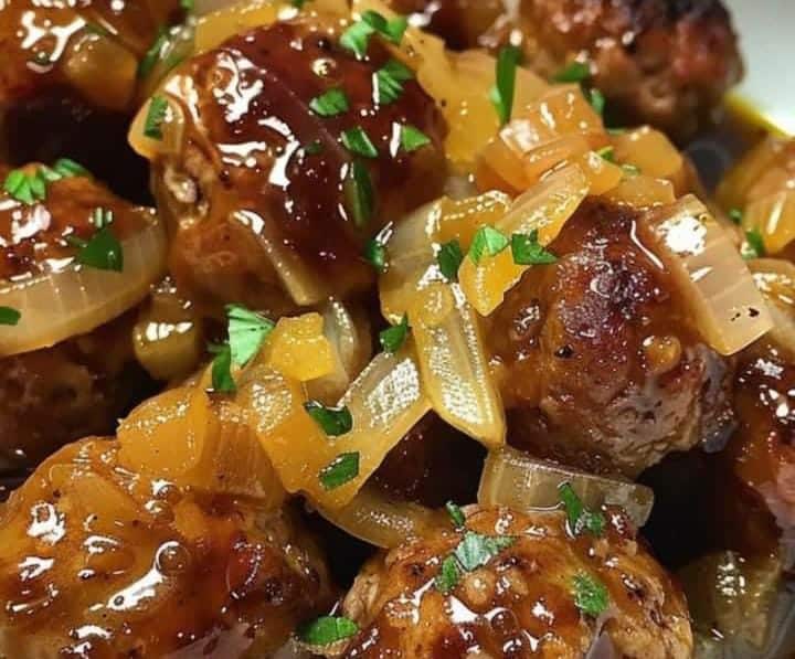Slow Cooker French Onion Meatballs